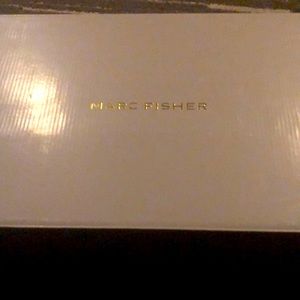 New Brown leather boots Marc Fisher size 9